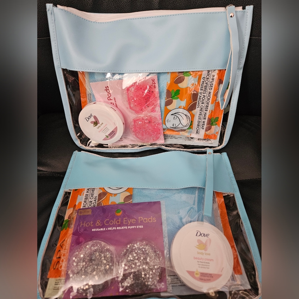 Stylish Assorted Color Cosmetic Bags with Accessories Available - Picture 11 of 11